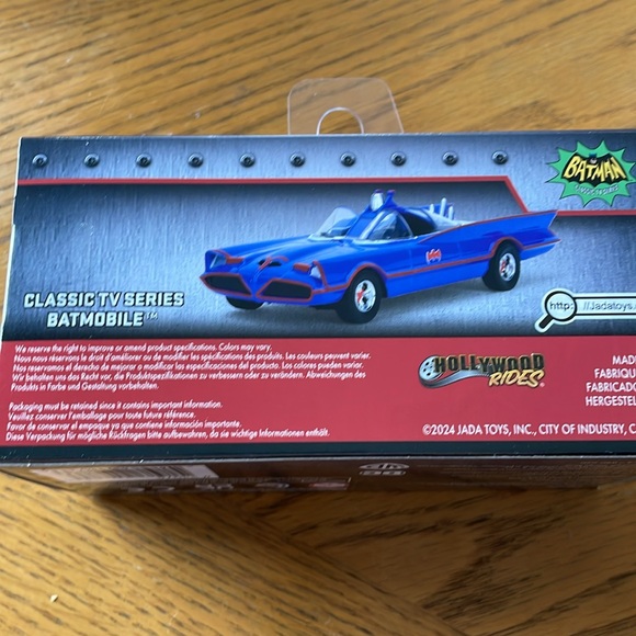 Jada Batman Classic TV Series Batmobile NEW - Picture 3 of 3